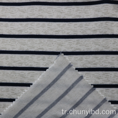 Gömlek veya giysi için baskılı esnek kumaş siyah beyaz çizgili desen gevşek örgü tek jersey kumaş